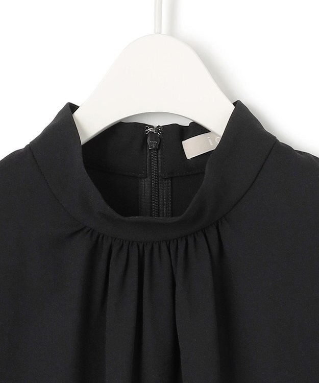 ICB 【洗える】ストレッチジョーゼット ハイネックブラウス ブラック系