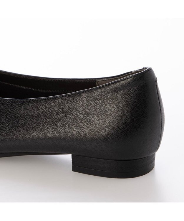 ing <ing>【WEB限定】スクエアトゥVカットフラットシューズ ブラック