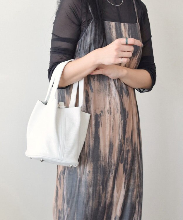 INTER-CHAUSSURES 【ANDREA CARDONE】レザーバケットバッグ ホワイト