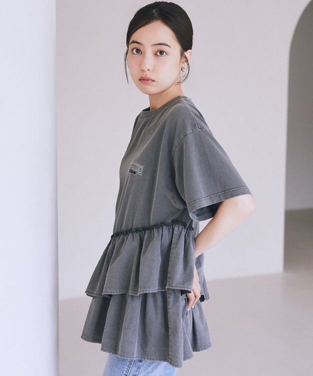 earth music&ecology 異素材ドッキンググラフィックTシャツ Charcoal Gray