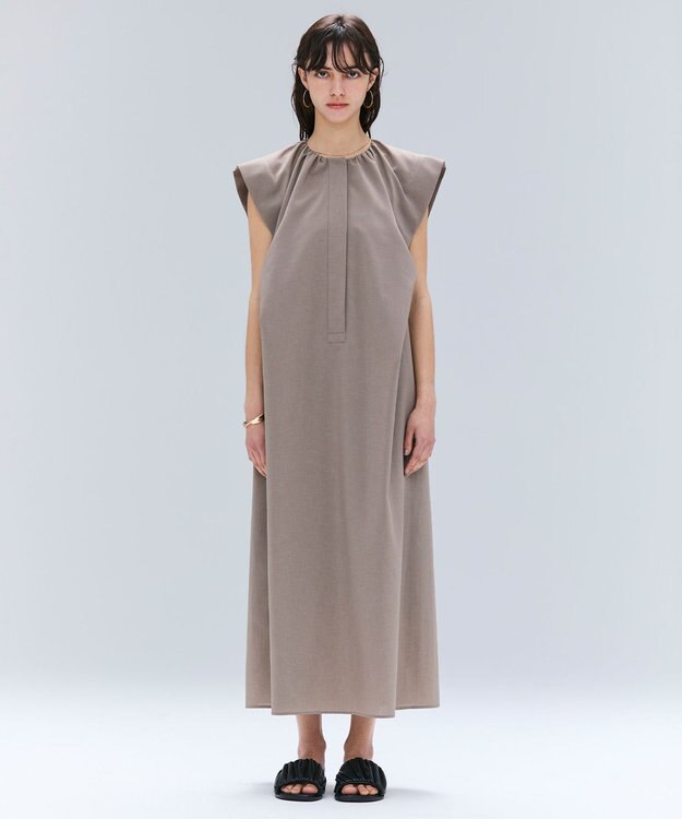 BEIGE， 【洗える/接触冷感/速乾/UVケア対応】BATEAU / フレンチスリーブAラインタックワンピース Taupe
