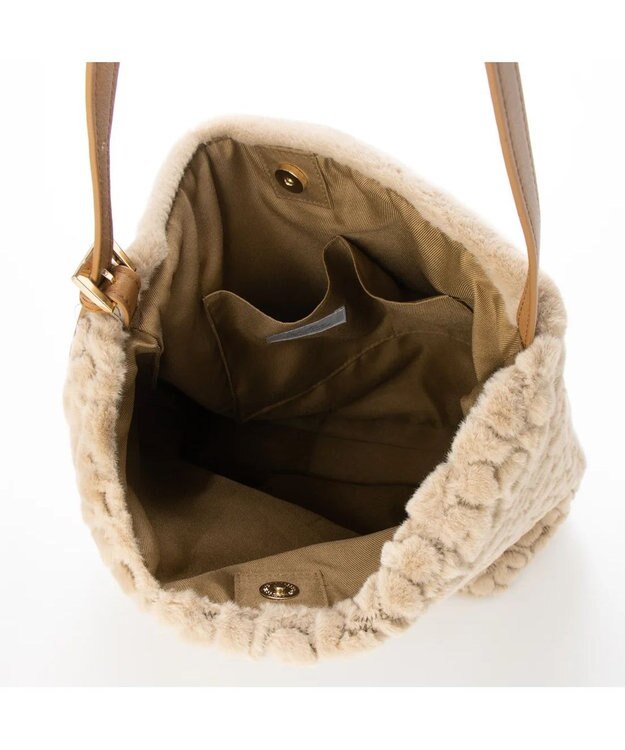 UNBILLION cachecache 花刺繍エコファーワンハンドルバッグ オーク