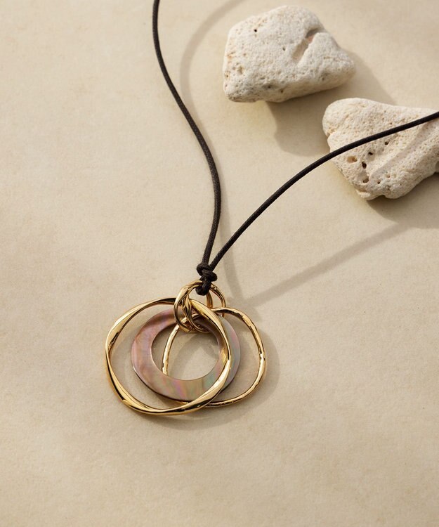 23区 リングシェル ネックレス ダークブラウン系