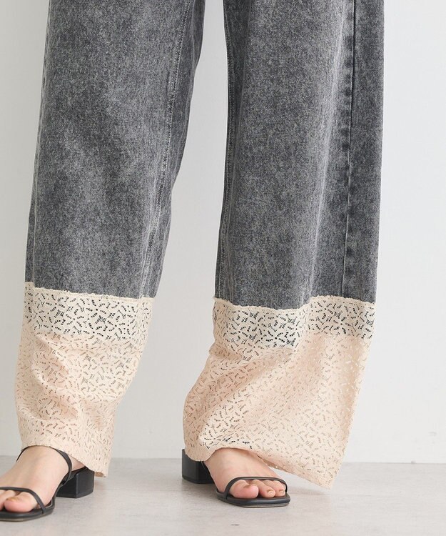 earth music&ecology 裾レースデニムパンツ Black