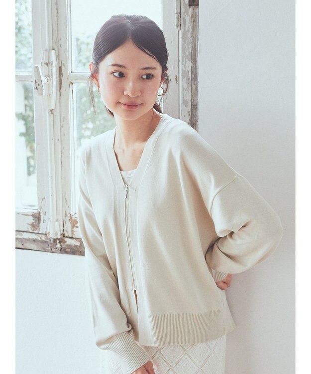 earth music&ecology ＶネックＺＩＰカーディガン Ivory