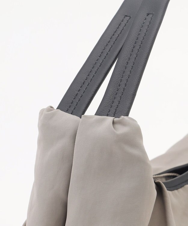 Y'SACCS シワナイロン2WAYトートバッグ Mサイズ グレー