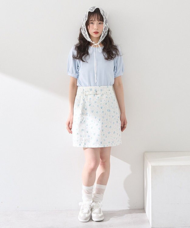 earth music&ecology ロゴプレート付きパフスリーブプルオーバー Sax