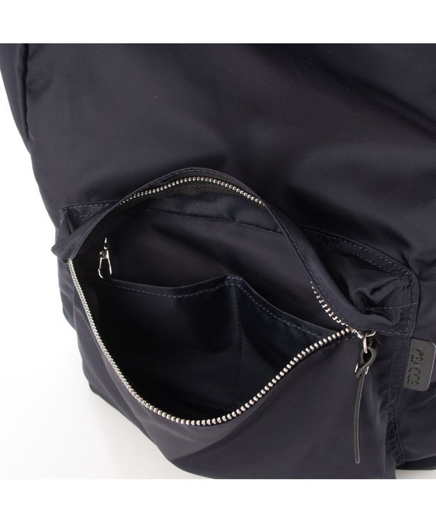 Y'SACCS 【LIMONTA】A4リュック　Mサイズ ネイビー