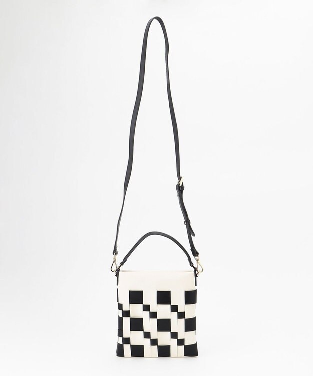 23区 メッシュ ショルダーバッグ ブラック×ホワイト