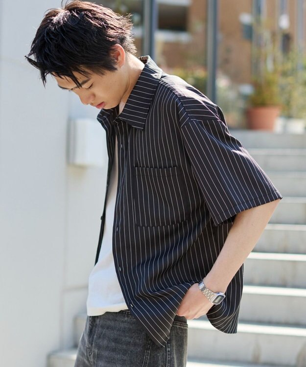 WEGO クロップドSSピンストライプシャツ ブラックストライプ