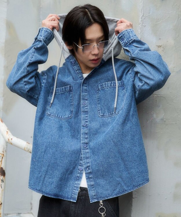 WEGO デニムフードシャツ（LS） デニム淡加工色