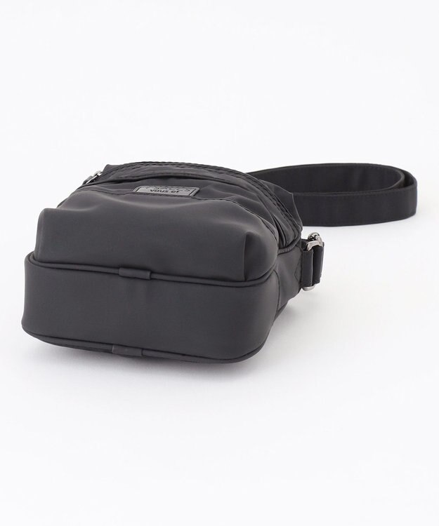 Y'SACCS 【Y’SACCS vous et】ナイロン×ポリウレタン ポシェット ブラック