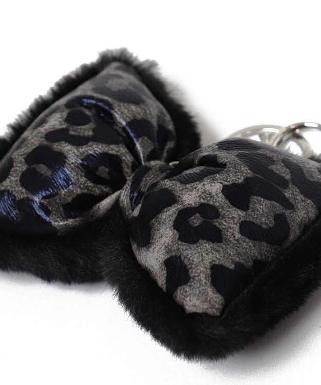 WEGO レオパードPUリボンファーキーホルダー グレー