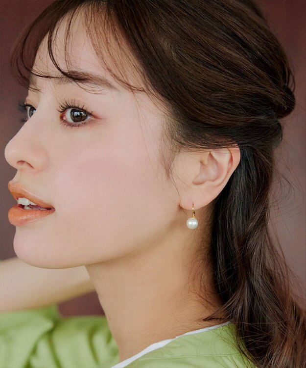 Tiaclasse 【金属アレルギー対応】フック型パールピアス ゴールド