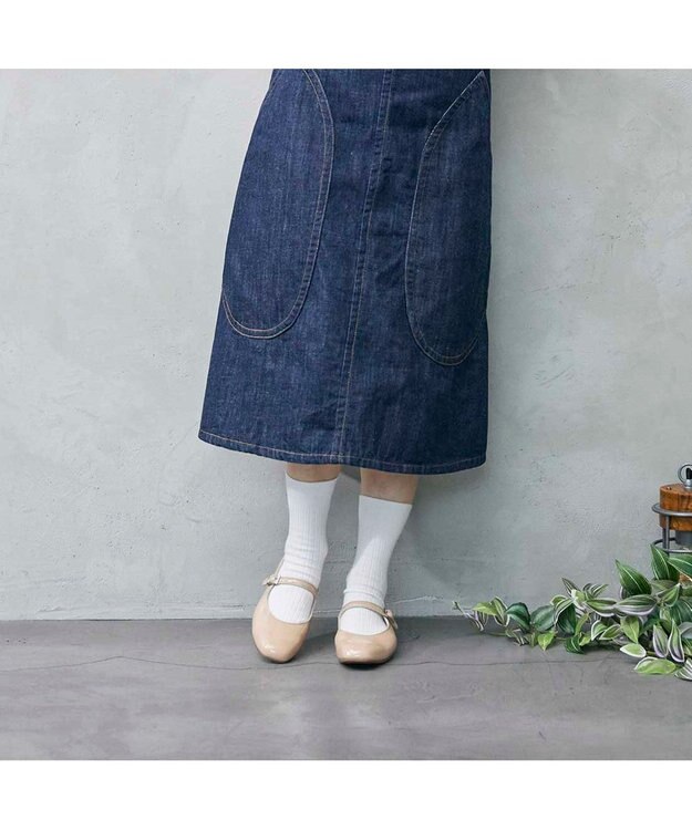 ing <ing>【WEB限定】ストラップフラットシューズ ベージュエナメル