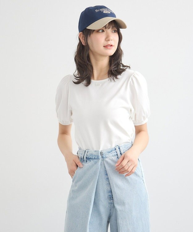 earth music&ecology ロゴプレート付きパフスリーブプルオーバー White