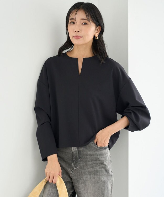 UNFILO マイビューティ キーネックブラウス ブラック