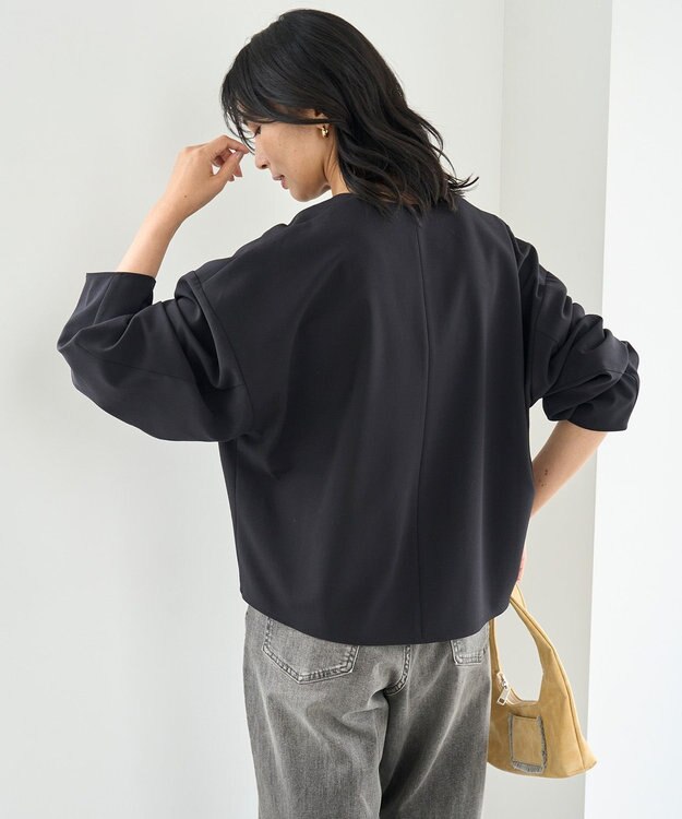 UNFILO マイビューティ キーネックブラウス ブラック