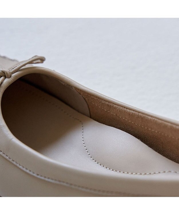 ing <ing>リボンモカシンシューズ オーク