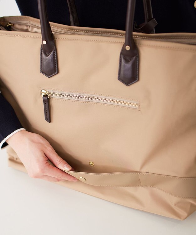 J.PRESS LADIES 【WEB限定・A4サイズ収納可】 ナイロントラベル トート バッグ ベージュ系