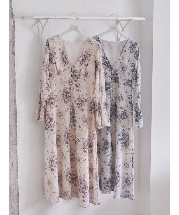 Maison de FLEUR フラワープリントワンピース Pink Beige