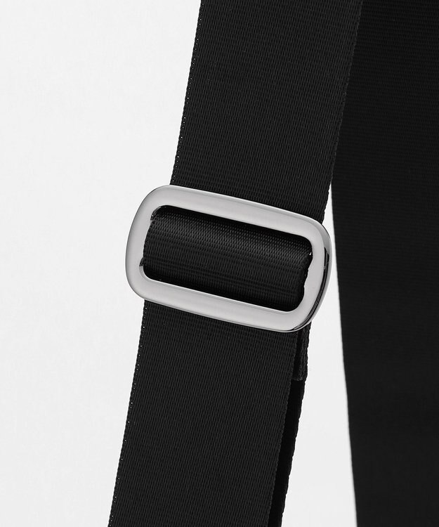 JOSEPH ABBOUD 【軽量/撥水素材】インターレースハーフムーンバッグ ダークブラウン系