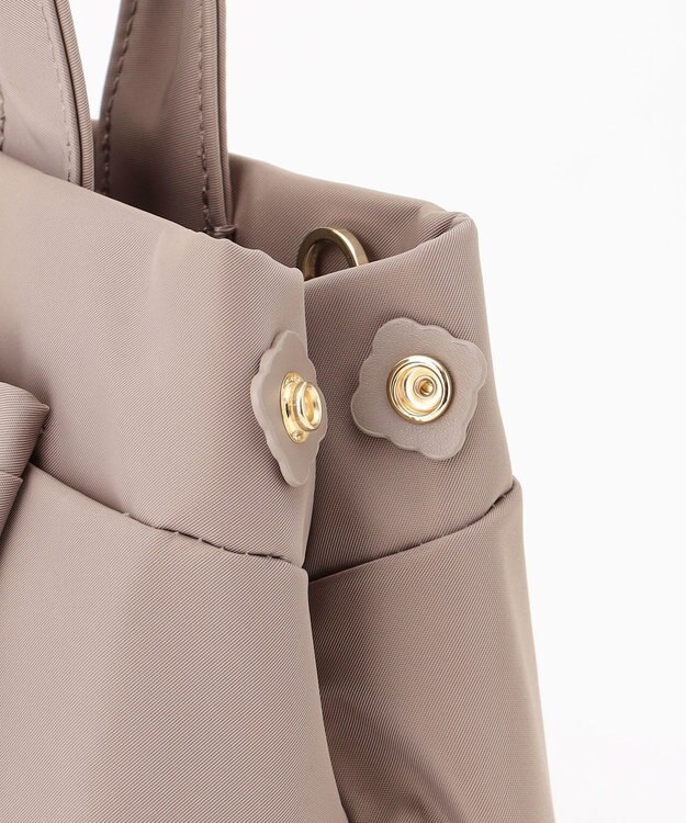 TOCCA TIED RIBBON NYLONBAG バッグ ベージュ系