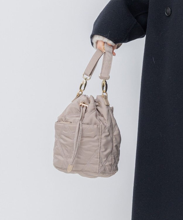 23区 キルティングミニ ショルダー バッグ ブラウン系