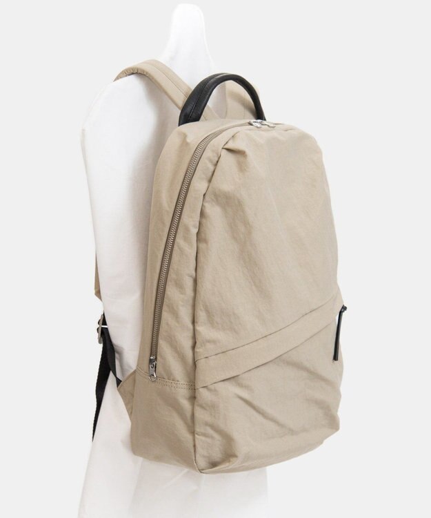 NIZYU KANO LIGHT NYLONリュック Mサイズ ライトベージュ