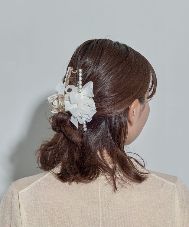 Phoebe フリルリボンパールバンスクリップ　ホワイト ホワイト