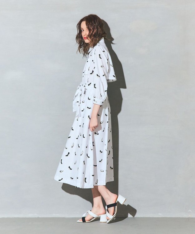 GRACE CONTINENTAL ヒールプリントシャツドレス ホワイト