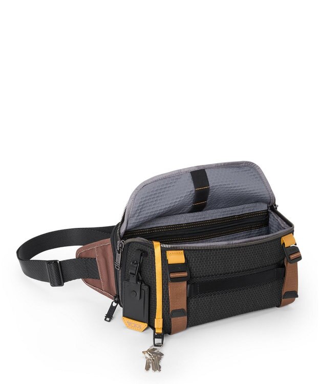 TUMI ALPHA BRAVO 「プラトーン」スリング ブラック オニキス