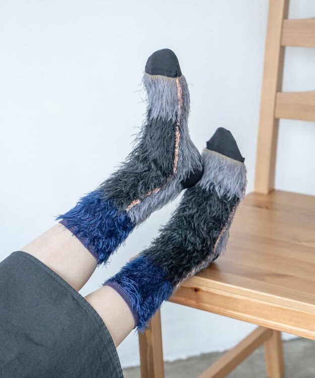 COQ HAPPY PENGUIN リバーシブルファーソックス ネイビー