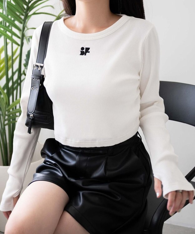 WEGO ワンポイントデザインフィンガーホールリブロンT オフホワイト