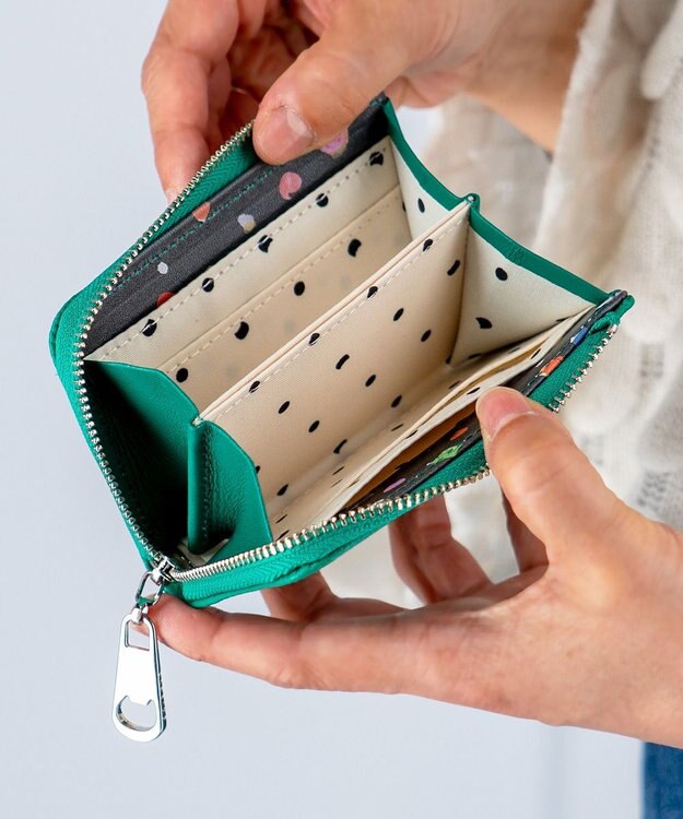 tsumori chisato CARRY クロスエンボス マルチケース ミニ財布 グリーン
