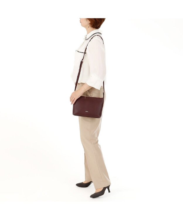 IBIZA リンピード　牛革　ショルダーバッグ ライトグレー