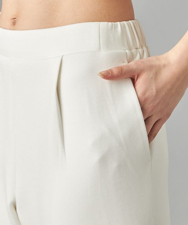 Chacott ダンボールジョガーパンツ オフホワイト