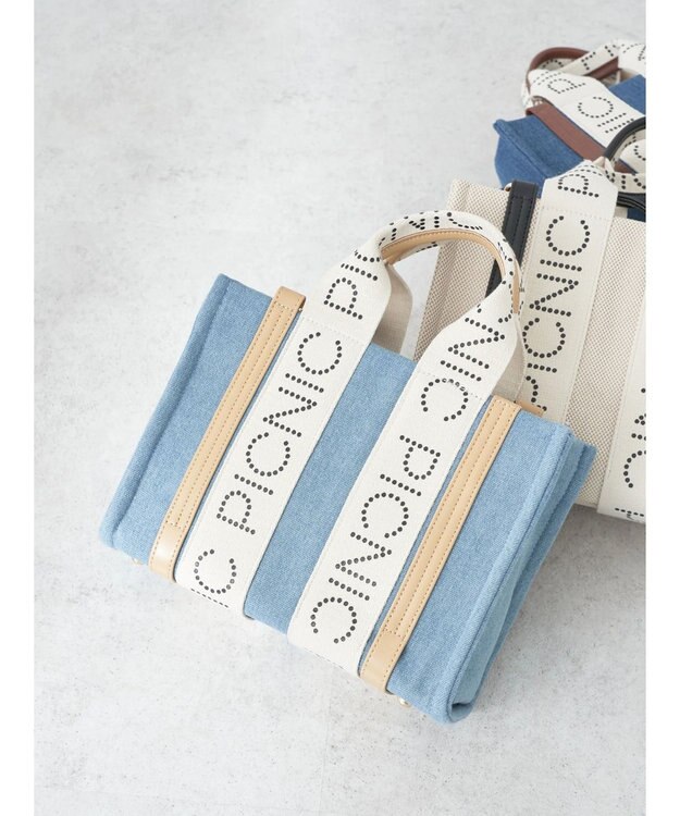 earth music&ecology ロゴテープミニトート Light Blue