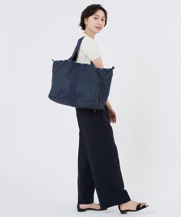 LeSportsac ESSENTIAL LG OPEN TOTE/ダークブルーC ダークブルーC