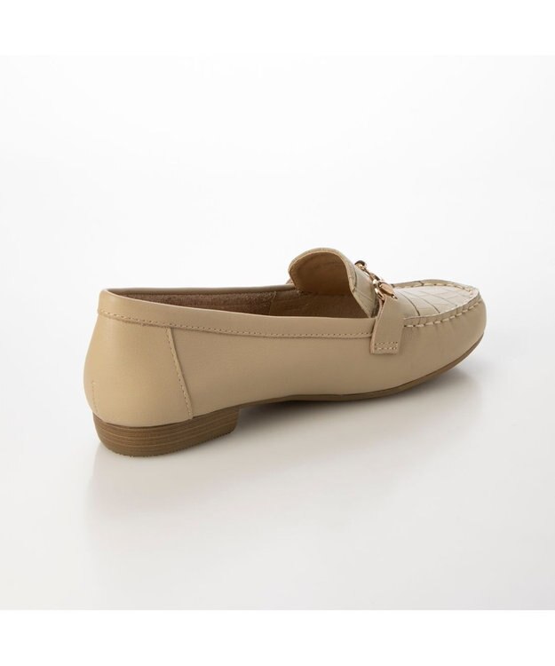 ing <ing>【３E】【サスティナブル】ビット付きモカシューズ ライトベージュカタオシ