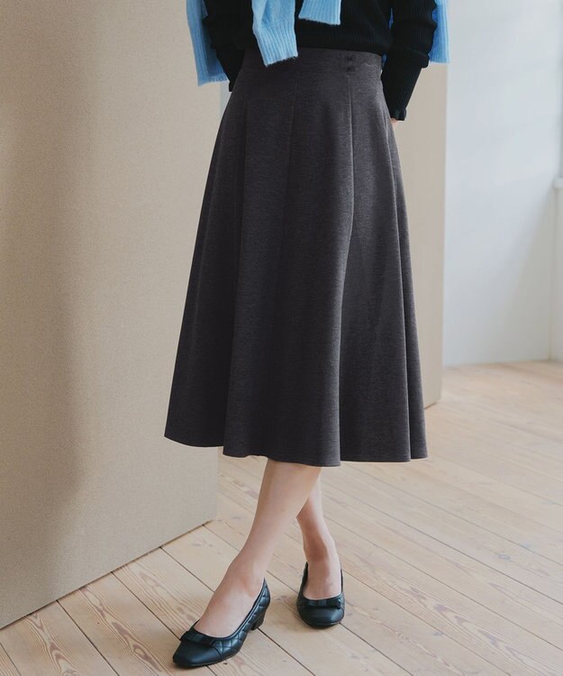Tiaclasse ポンチフレアスカート チャコールグレー