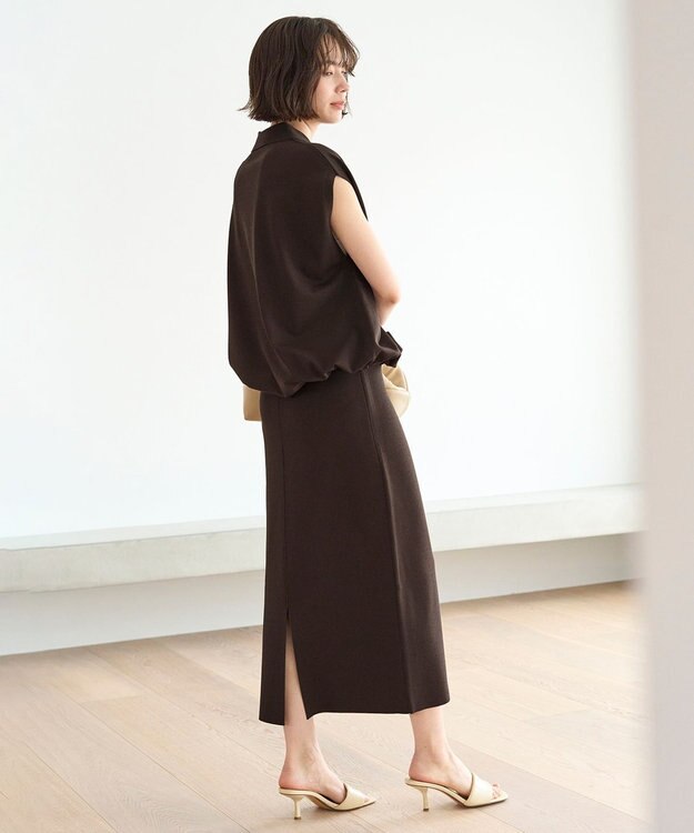 UNFILO L 【接触冷感/UVカット】スゴ機能美ニット Iラインスカート ブラウン