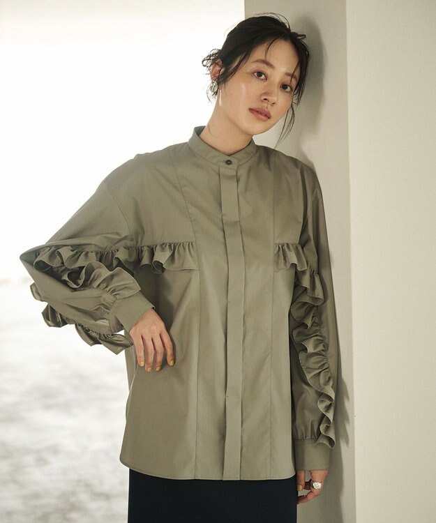 #Newans 【シワになりにくい/洗濯機可能】ラウンドフリルバンドカラーシャツ グレー