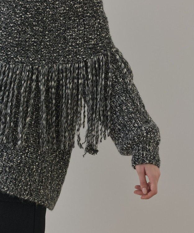 GRACE CONTINENTAL フリンジケープニットトップ ブラック