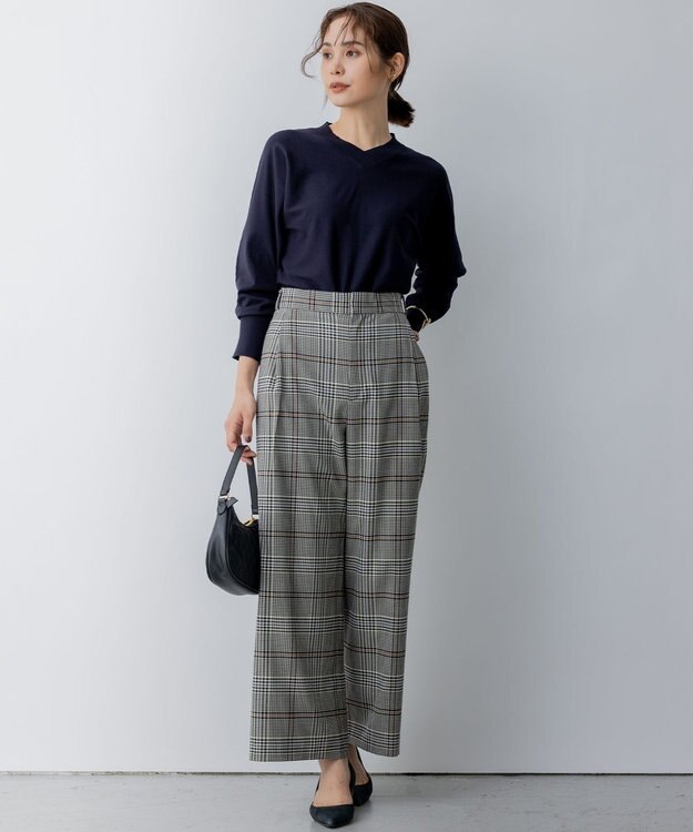 組曲 S 【WEB限定】Vネックドルマンスリーブ ニット ネイビー系