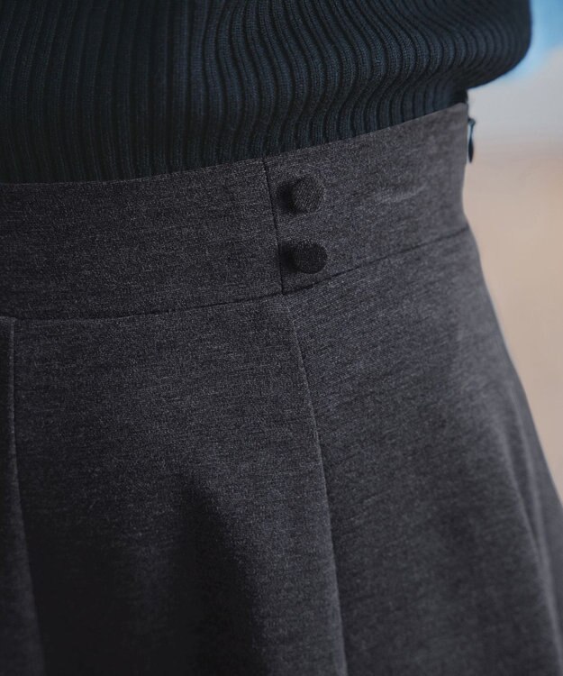 Tiaclasse ポンチフレアスカート チャコールグレー