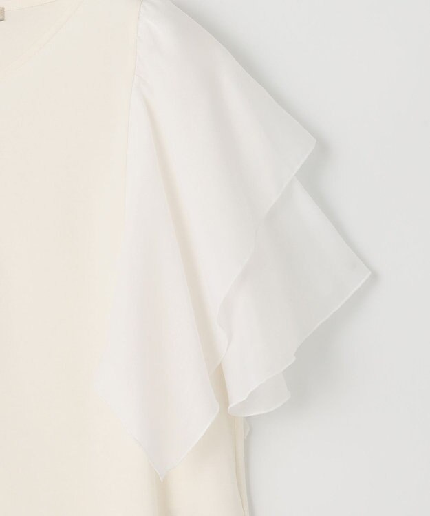 自由区 【XSサイズ~/洗える】ドレーピーポンチラッフルスリーブ カットソー アイボリー系