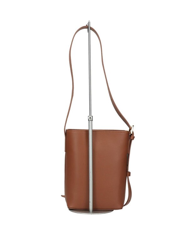 INTER-CHAUSSURES 【CHRISTIAN VILLA】レザークロスボディーバッグ ブラウン