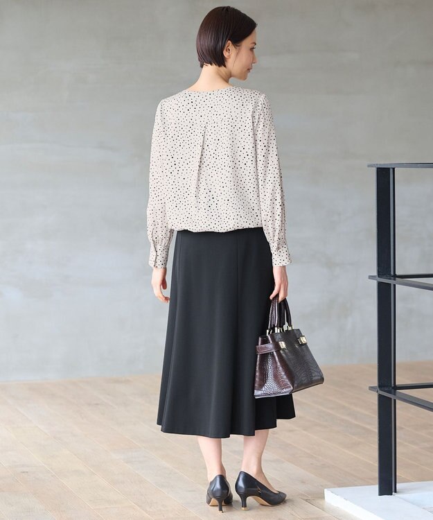 自由区 【洗える】TOROクルーネック ブラウス シャンパンドット