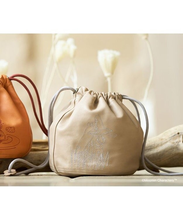 genten サステナブル巾着 手持ちタイプ「ムーミン＆スナフキン」 グレージュ